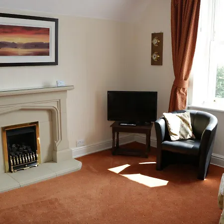 Flat 3 Flaxford House *